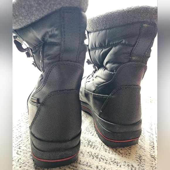 Cougar EUC winter boots in women's size 8 - Picture 7 of 7